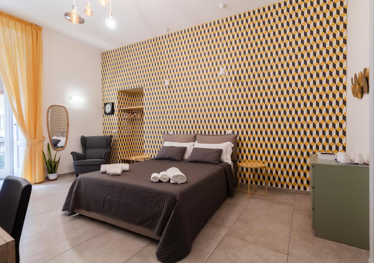 Monteoliveto 33 Hotel Naples Luaran gambar