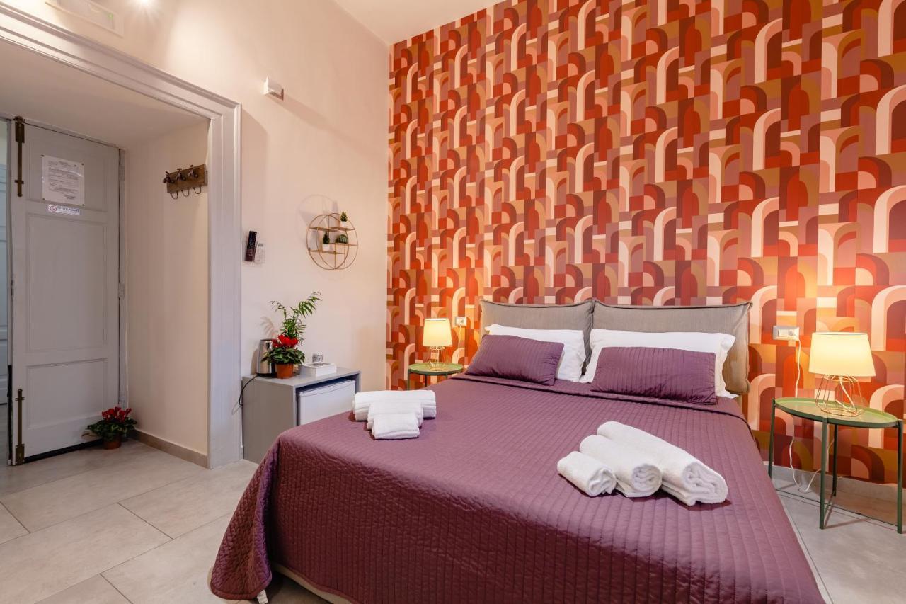 Monteoliveto 33 Hotel Naples Luaran gambar
