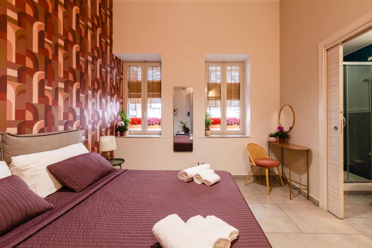Monteoliveto 33 Hotel Naples Luaran gambar