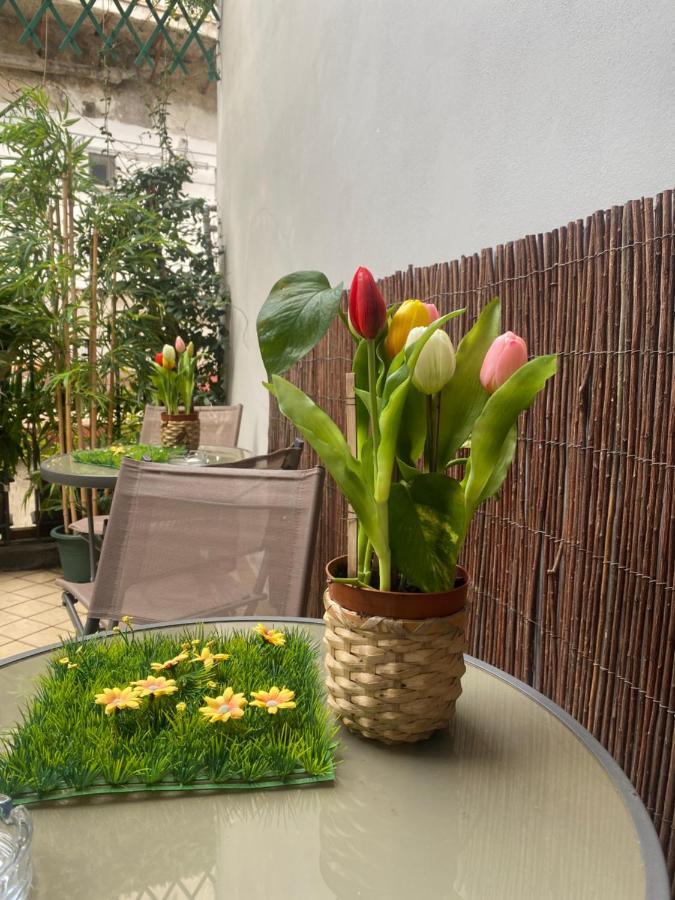 Monteoliveto 33 Hotel Naples Luaran gambar