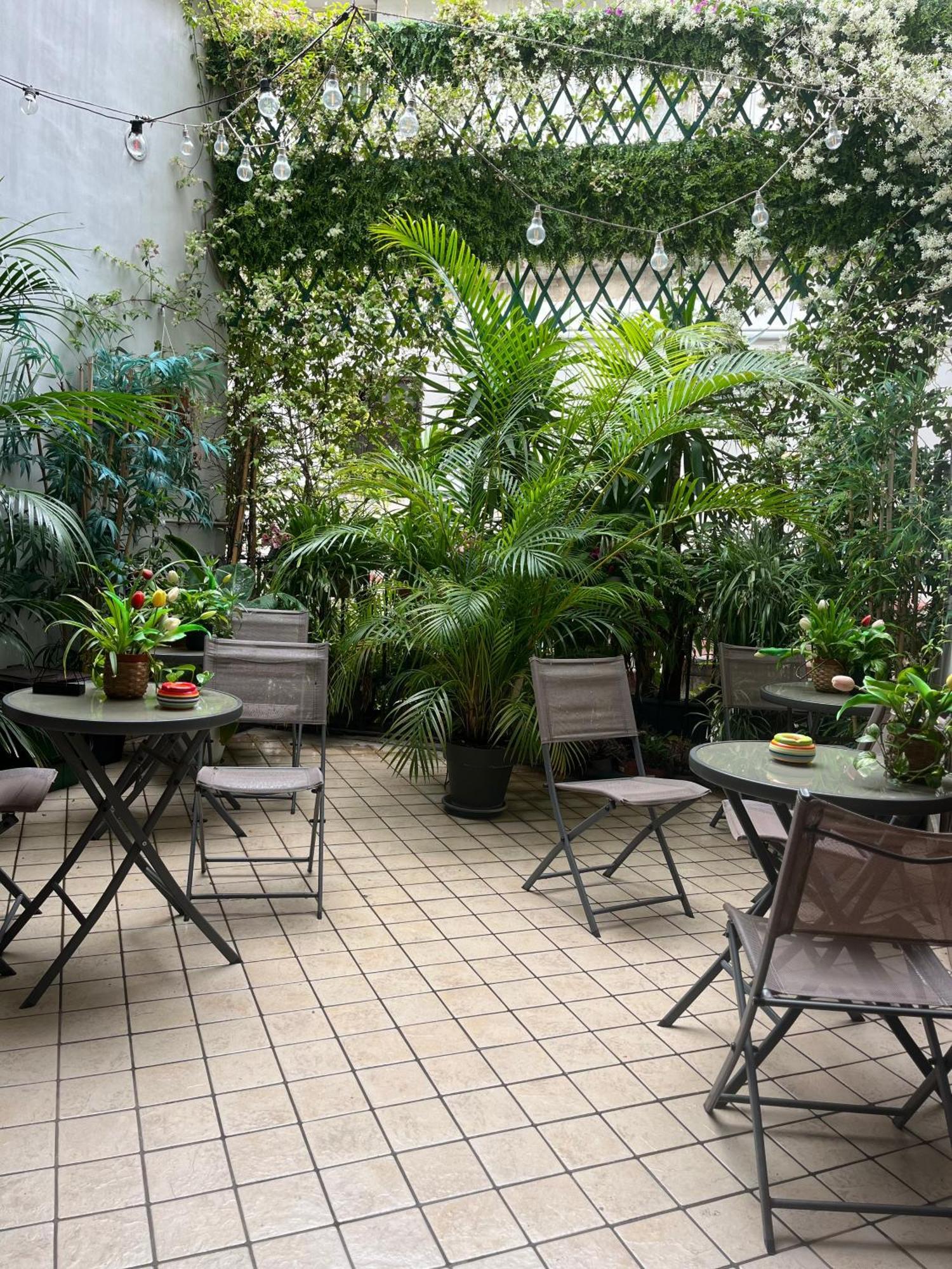 Monteoliveto 33 Hotel Naples Luaran gambar